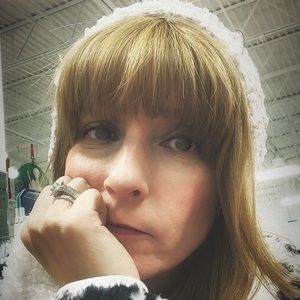 Meet your Posher, Leeann